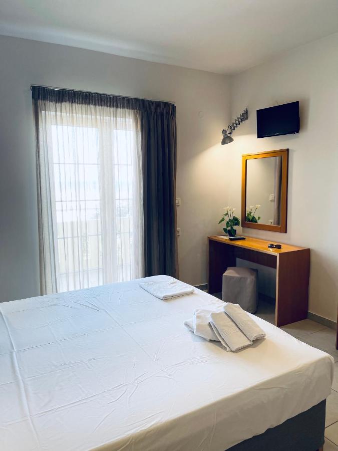 Amaryllis Aparthotel Platanés Exterior foto